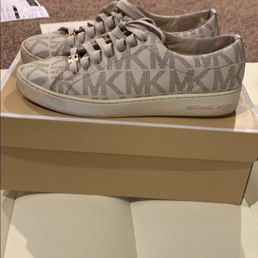 MK Sneakers